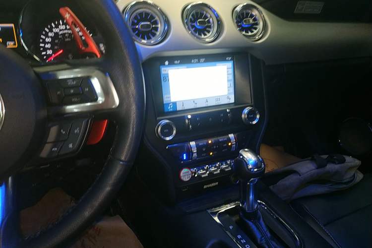 Used Ford Mustang 2017 2.3T Performance Edition Audio And AC Panel