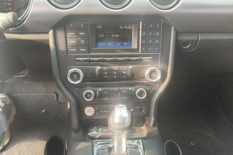 Used Ford Mustang 2017 2.3T Middle East Version Audio And AC Panel