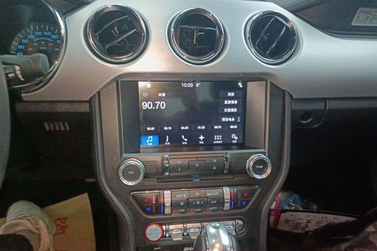 Used Ford Mustang 2017 2.3T Performance Edition Audio And AC Panel