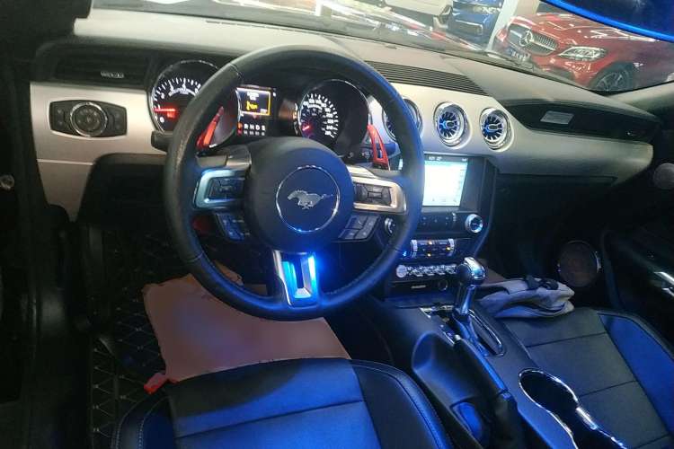 Used Ford Mustang 2017 2.3T Performance Edition Center Console