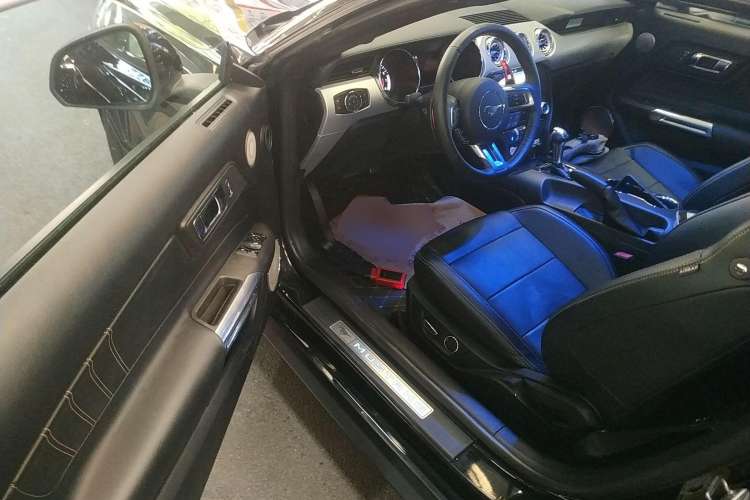 Used Ford Mustang 2017 2.3T Performance Edition Driver Seat