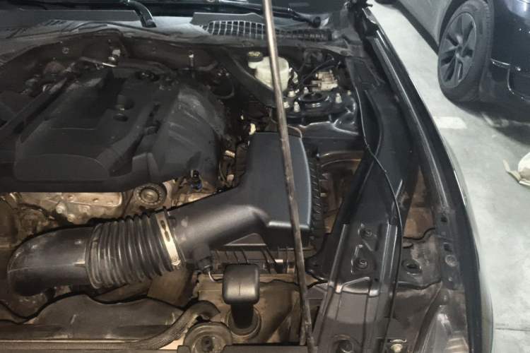 Used Ford Mustang 2017 2.3T Performance Edition Engine Bay Left