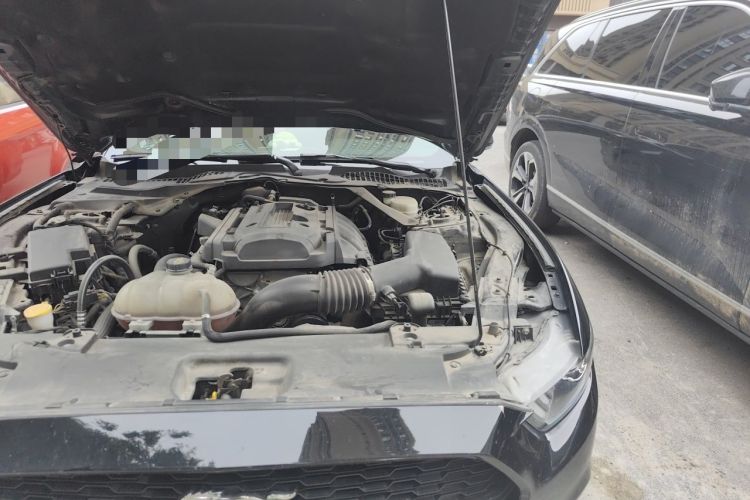 Used Ford Mustang  Engine Bay Left