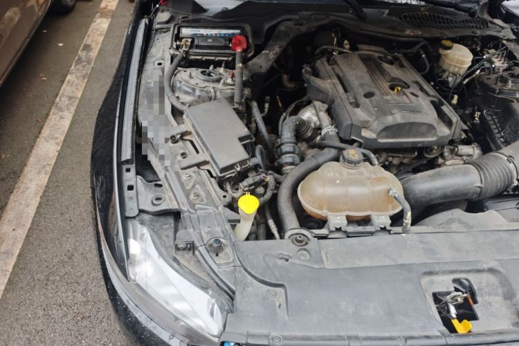 Used Ford Mustang 2017 2.3T Middle East Version Engine Bay Right