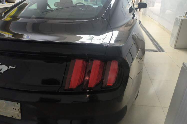 Used Ford Mustang 2017 2.3T P-Version U.S. Specification Exterior 3