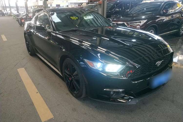 Used Ford Mustang 2017 2.3T Performance Edition Front Right 45 Deg