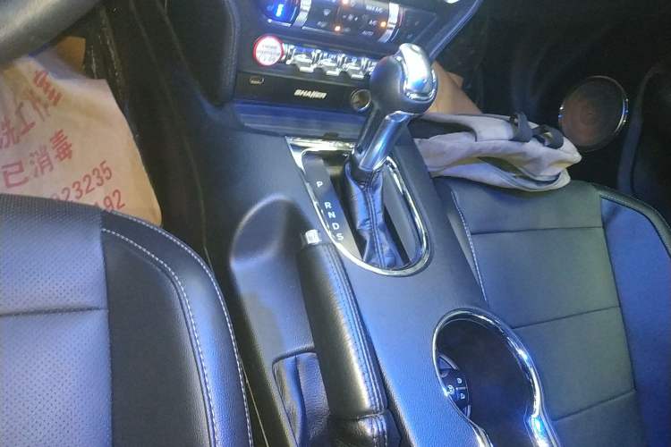 Used Ford Mustang 2017 2.3T Performance Edition Gear Lever