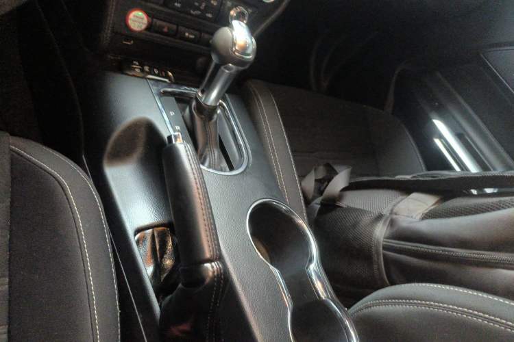 Used Ford Mustang 2017 2.3T P-Version U.S. Specification Gear Lever