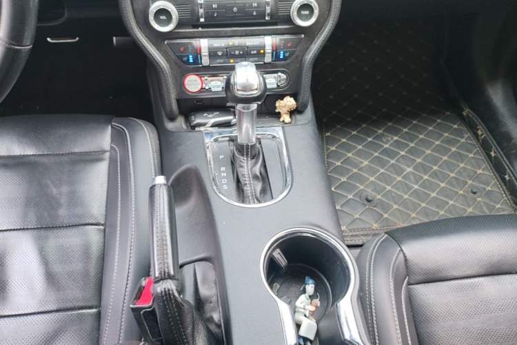 Used Ford Mustang 2017 2.3T P-Version U.S. Specification Gear Lever