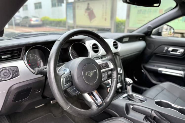 Used Ford Mustang 2017 2.3T Performance Edition Interior 1
