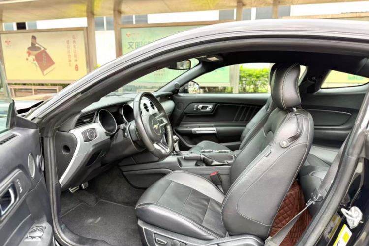Used Ford Mustang 2017 2.3T Performance Edition Interior 3