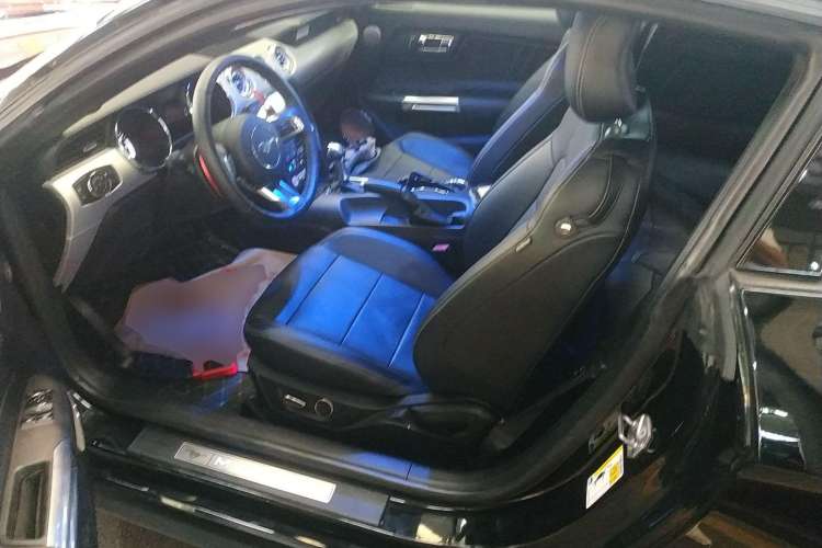 Used Ford Mustang 2017 2.3T Performance Edition Left Front Seat