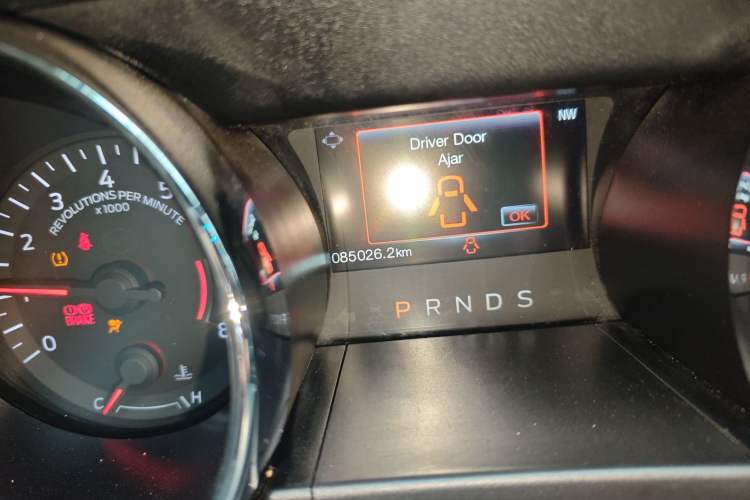Used Ford Mustang 2017 2.3T Middle East Version Odometer Close Up