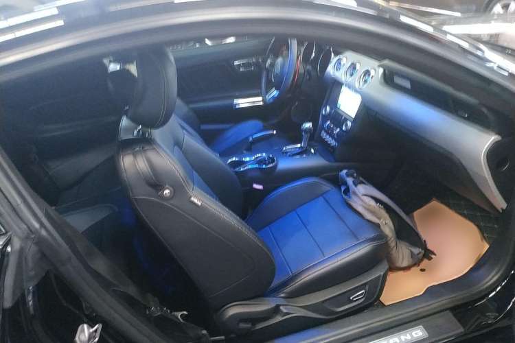 Used Ford Mustang 2017 2.3T Performance Edition Right Front Seat