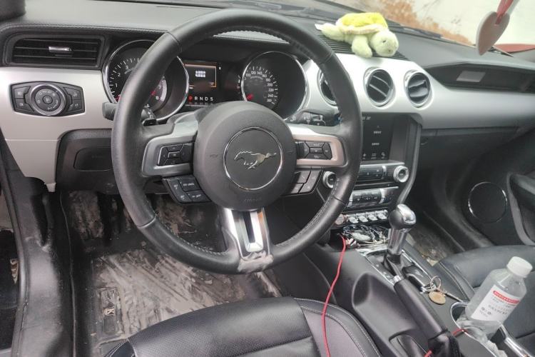 Used Ford Mustang  Steering Wheel
