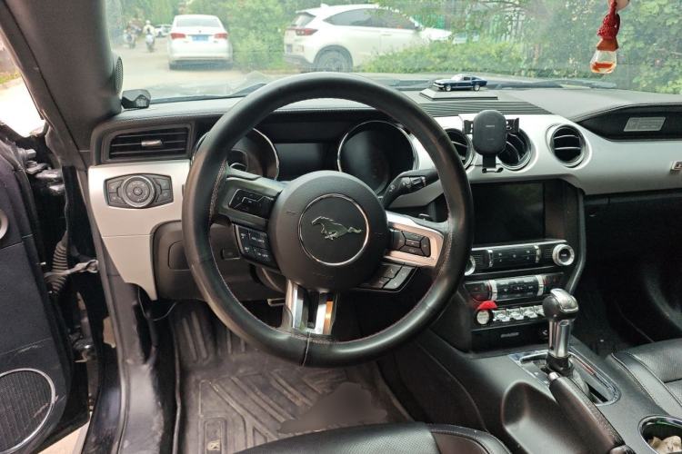 Used Ford Mustang 2017 2.3T Performance Edition Steering Wheel