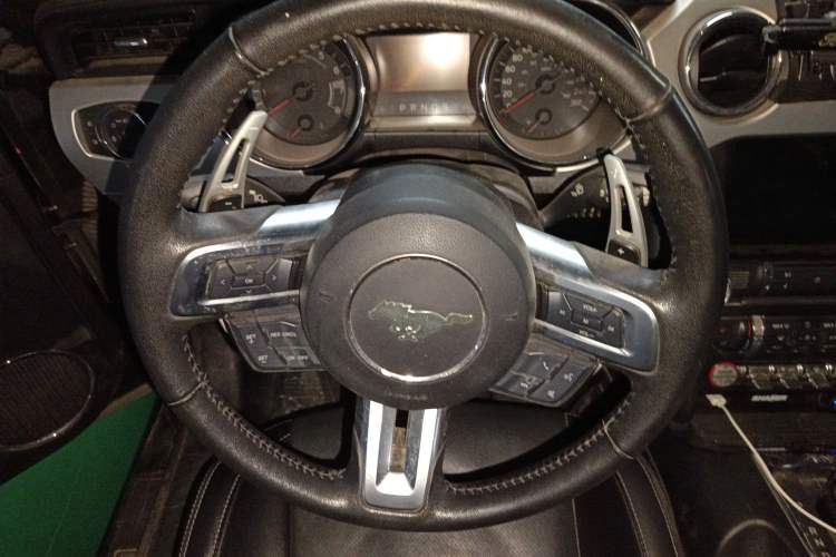 Used Ford Mustang 2017 2.3T Performance Edition Steering Wheel