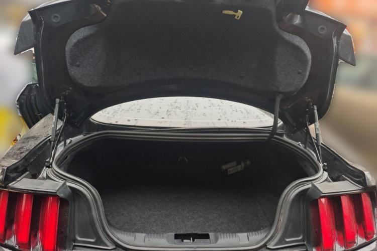 Used Ford Mustang 2017 2.3T Middle East Version Trunk