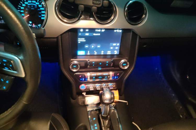 Used Ford Mustang 2017 2.3T Performance Edition Audio And AC Panel