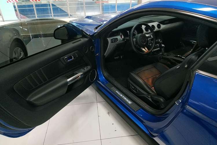 Used Ford Mustang 2017 2.3T Performance Edition Driver Seat