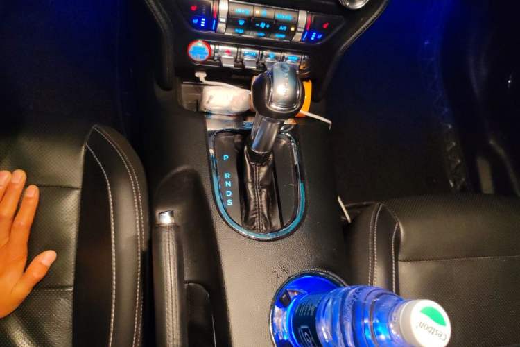 Used Ford Mustang 2017 2.3T Performance Edition Gear Lever