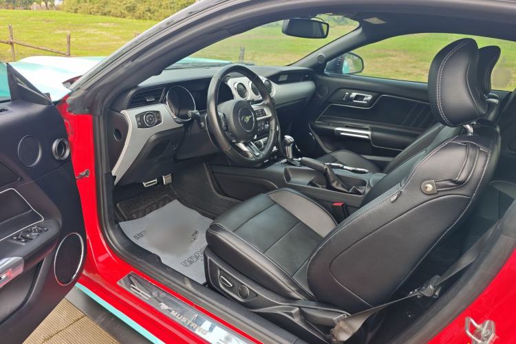 Used Ford Mustang 2017 2.3T Performance Edition Interior 5