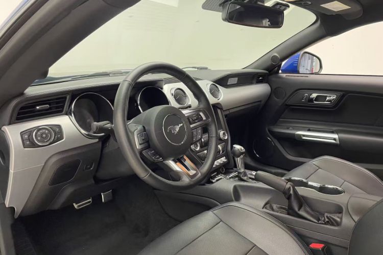 Used Ford Mustang 2017 2.3T Performance Edition Interior 6