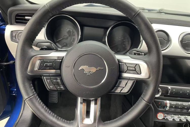 Used Ford Mustang 2017 2.3T Performance Edition Interior 7