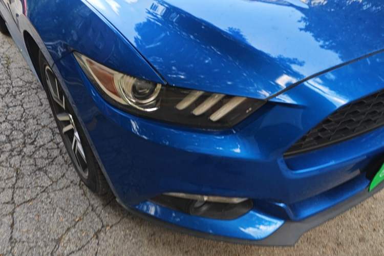 Used Ford Mustang  Right Front Headlight