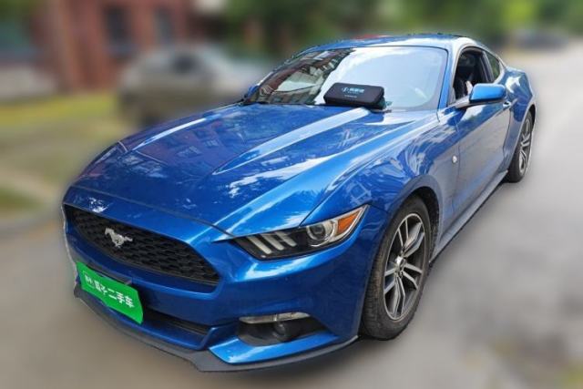 Used Ford Mustang Mustang 2.3, automatic, 4-seater, parallel import