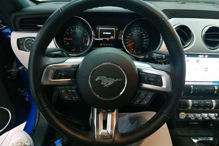 Used Ford Mustang 2017 2.3T Performance Edition Steering Wheel