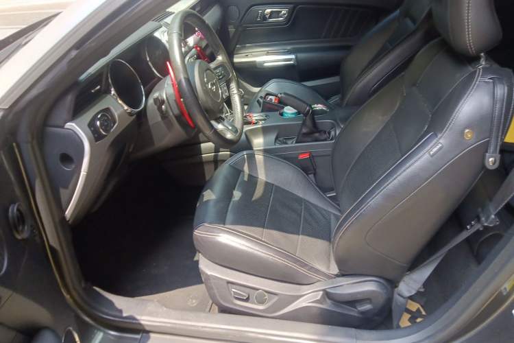 Used Ford Mustang  Left Front Seat