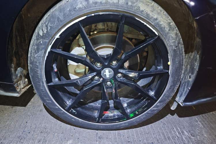 Used Ford Mustang 2017 2.3T Performance Edition Right Front Wheel Hub