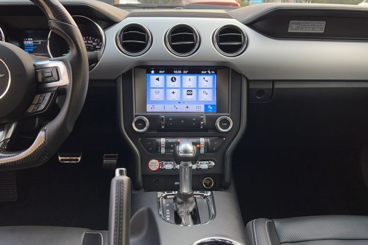Used Ford Mustang 2017 2.3T Performance Edition Audio And AC Panel