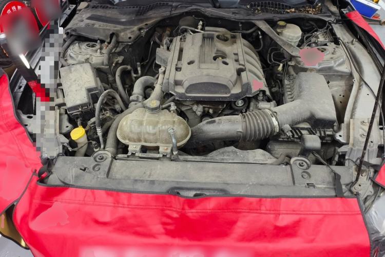 Used Ford Mustang  Engine Bay