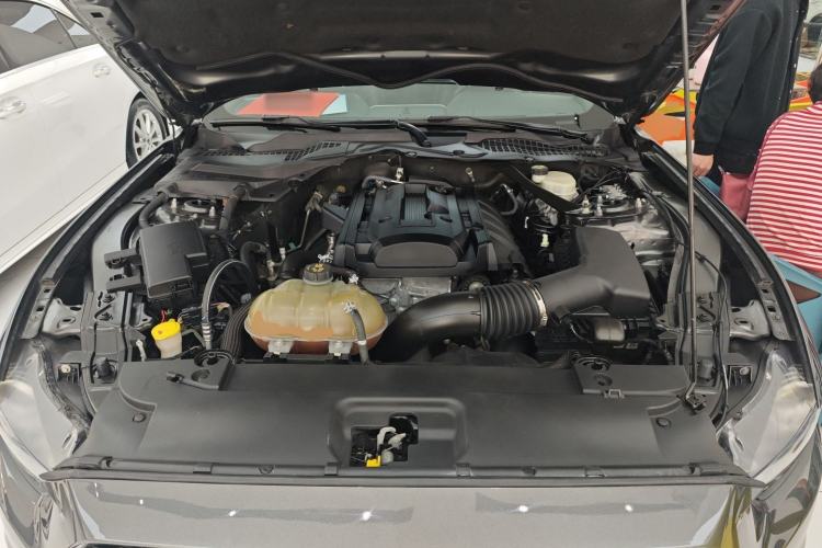 Used Ford Mustang 2017 2.3T Performance Edition Engine Bay