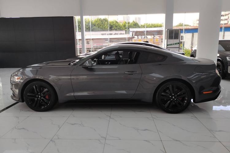 Used Ford Mustang 2017 2.3T Performance Edition Exterior 3