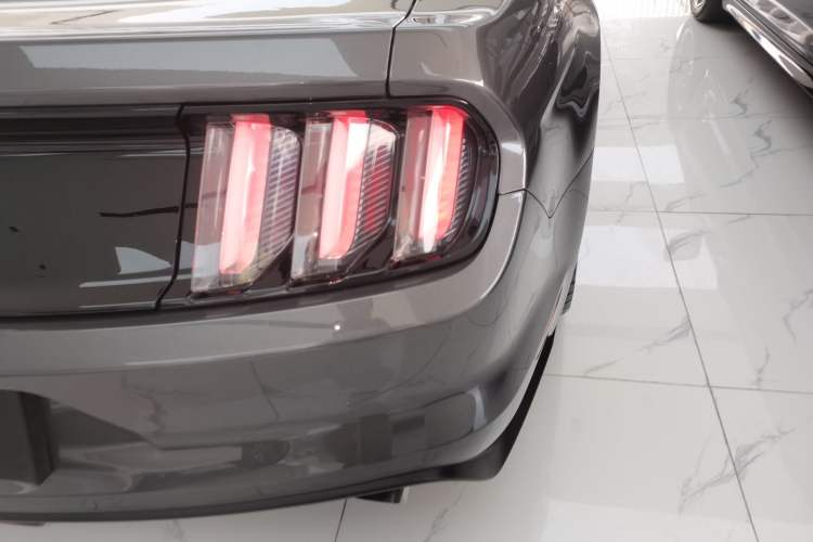 Used Ford Mustang 2017 2.3T Performance Edition Exterior 6
