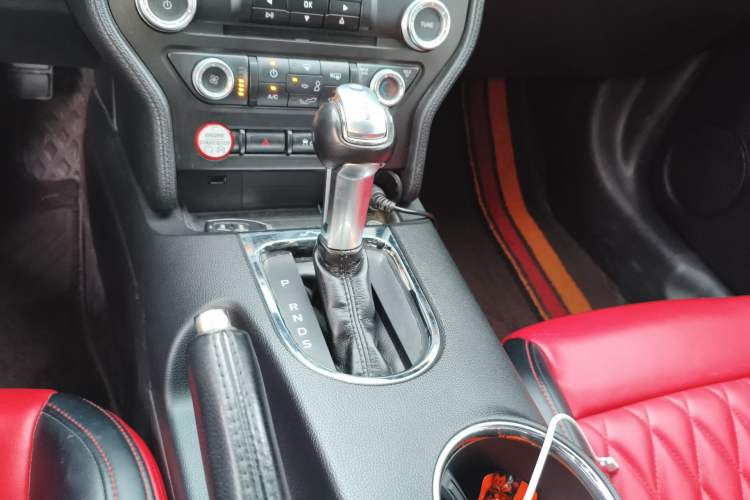 Used Ford Mustang 2017 2.3T P-Version U.S. Specification Gear Lever
