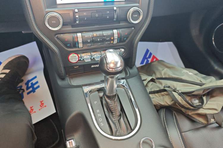 Used Ford Mustang 2017 2.3T Performance Edition Gear Lever