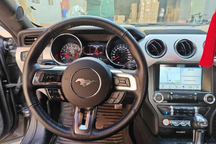 Used Ford Mustang 2017 2.3T Performance Edition Interior 7