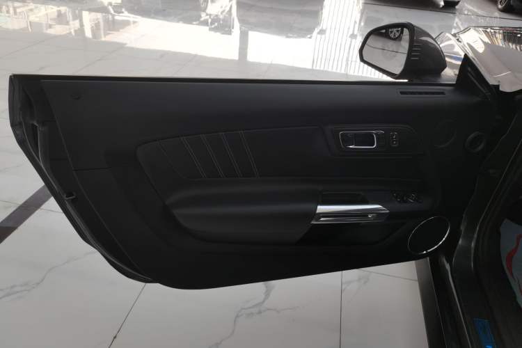 Used Ford Mustang 2017 2.3T Performance Edition Interior 7