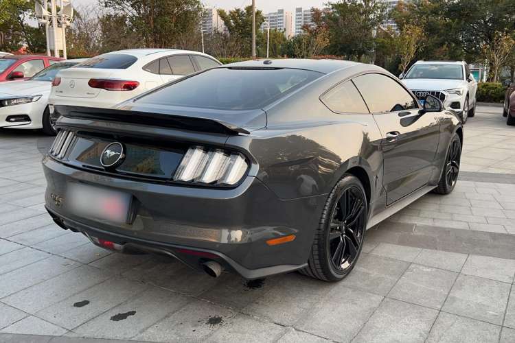 Used Ford Mustang 2017 2.3T Performance Edition Rear Right 45 Deg