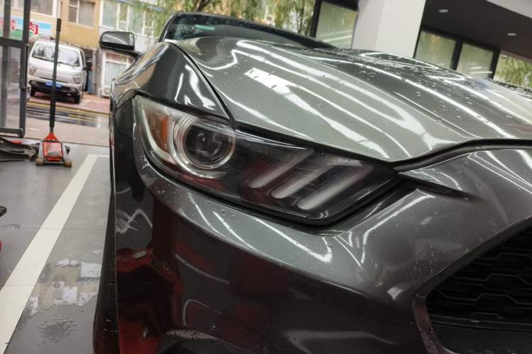 Used Ford Mustang  Right Front Headlight