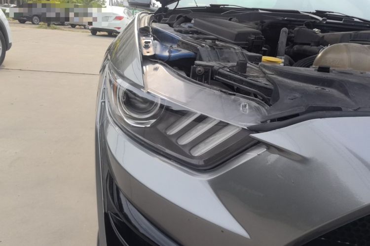 Used Ford Mustang  Right Front Headlight