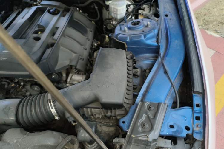 Used Ford Mustang 2017 2.3T P-Version U.S. Specification Engine Bay Left