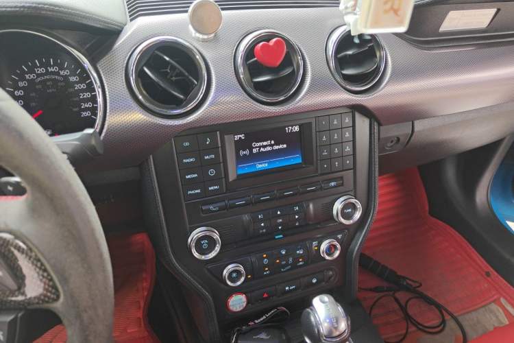 Used Ford Mustang 2017 2.3T Performance Edition Audio And AC Panel