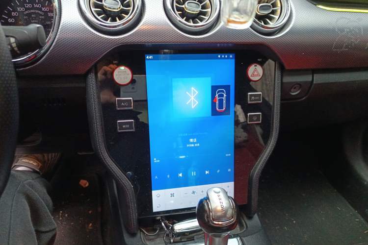 Used Ford Mustang 2017 2.3T Performance Edition Audio And AC Panel
