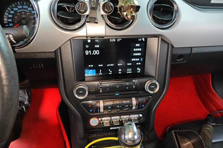 Used Ford Mustang 2017 2.3T Performance Edition Audio And AC Panel