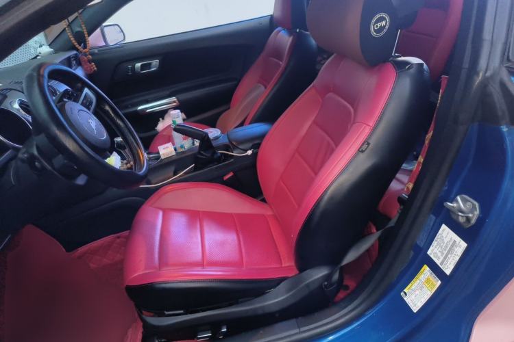 Used Ford Mustang 2017 2.3T P-Version U.S. Specification Left Rear Seat